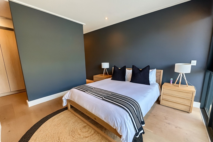 4 Bedroom Property for Sale in Green Point Western Cape